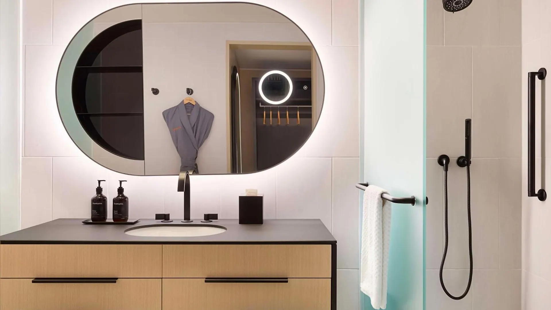 Canopy By Hilton Toronto Yorkville