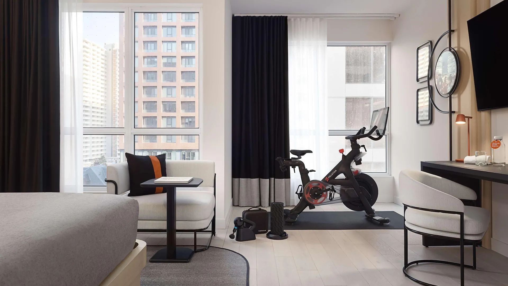 Canopy By Hilton Toronto Yorkville 4*,